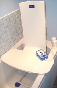 Aquajoy Saver bathlift