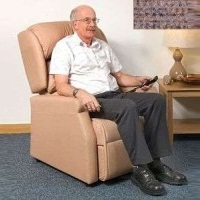 Image of the Raglan Tilt in Space Rise and Recline Chair 16in - Berber Rose